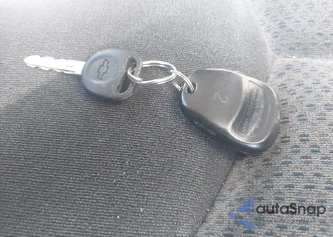 2004 Chevrolet Silverado 1500 Ls из США, поврежденный, VIN 2GCEK19T141386702